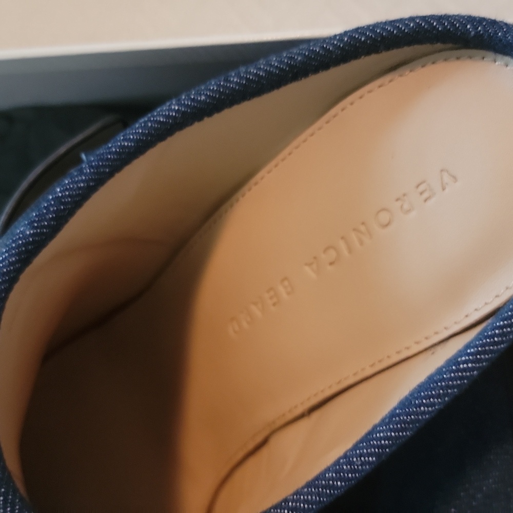 New Veronica Beard Navy Mules with Gold Accents - Picture 5 of 6